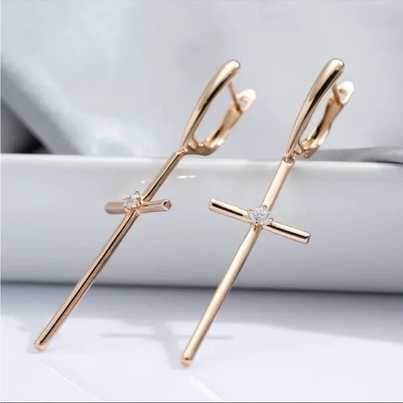 ROSE gold plated cubic zircon cross earrings - Picture 6 of 6